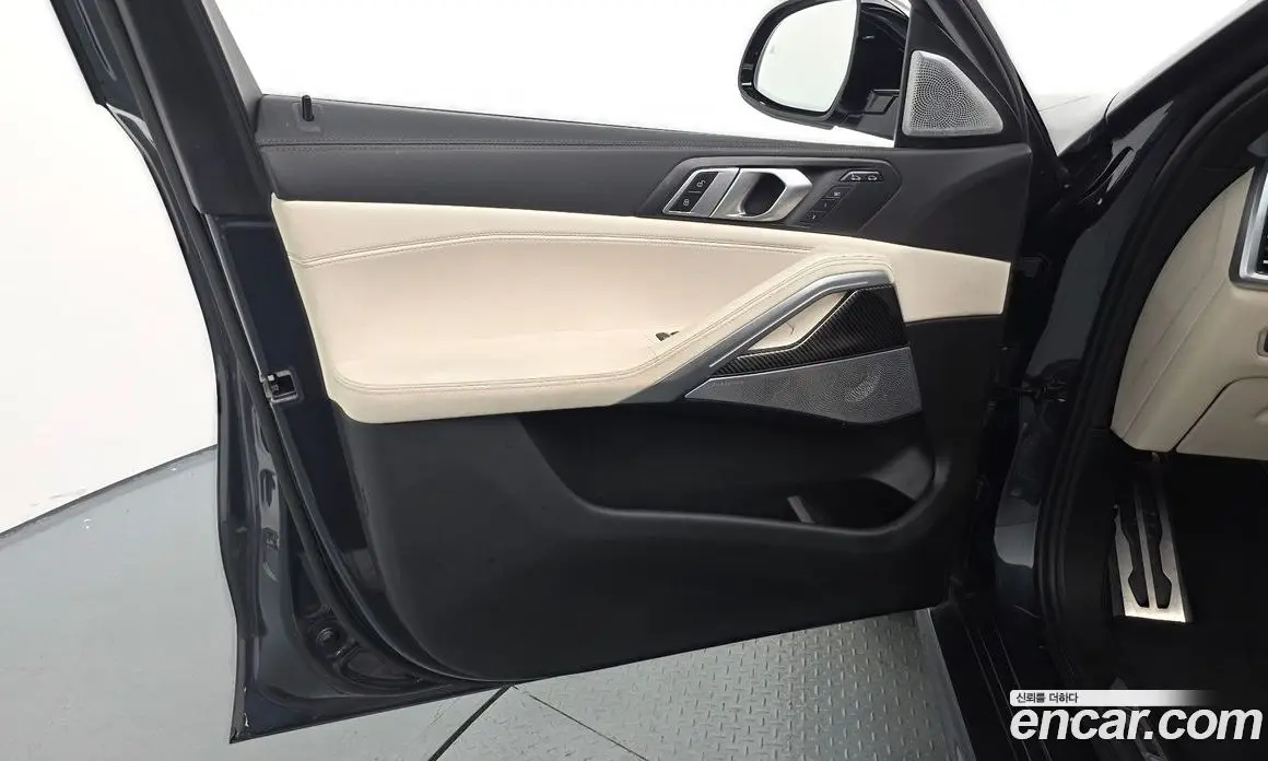 BMW X6 2022 4.4 автомат (гидро), фото 13 BMW X6 2022 4.4 автомат (гидро), фото 13