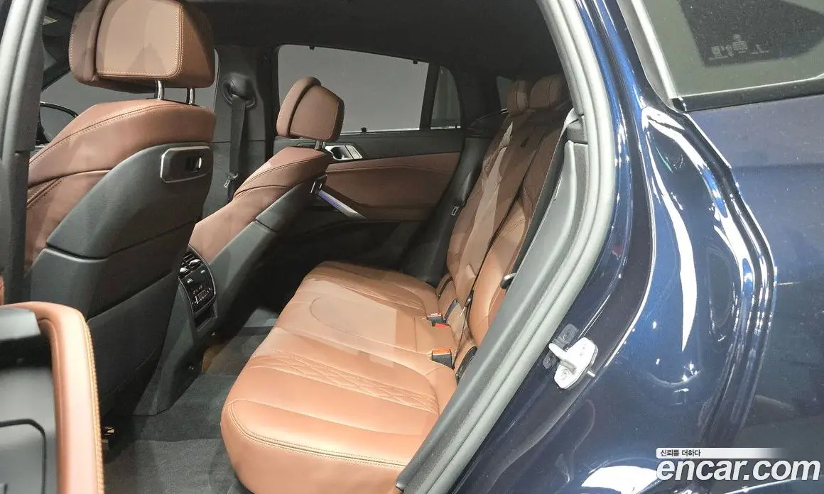 BMW X6 2025 3.0 автомат (гидро), фото 18