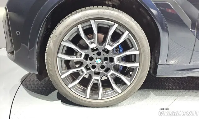 BMW X6 2025 3.0 автомат (гидро), миниатюра 5