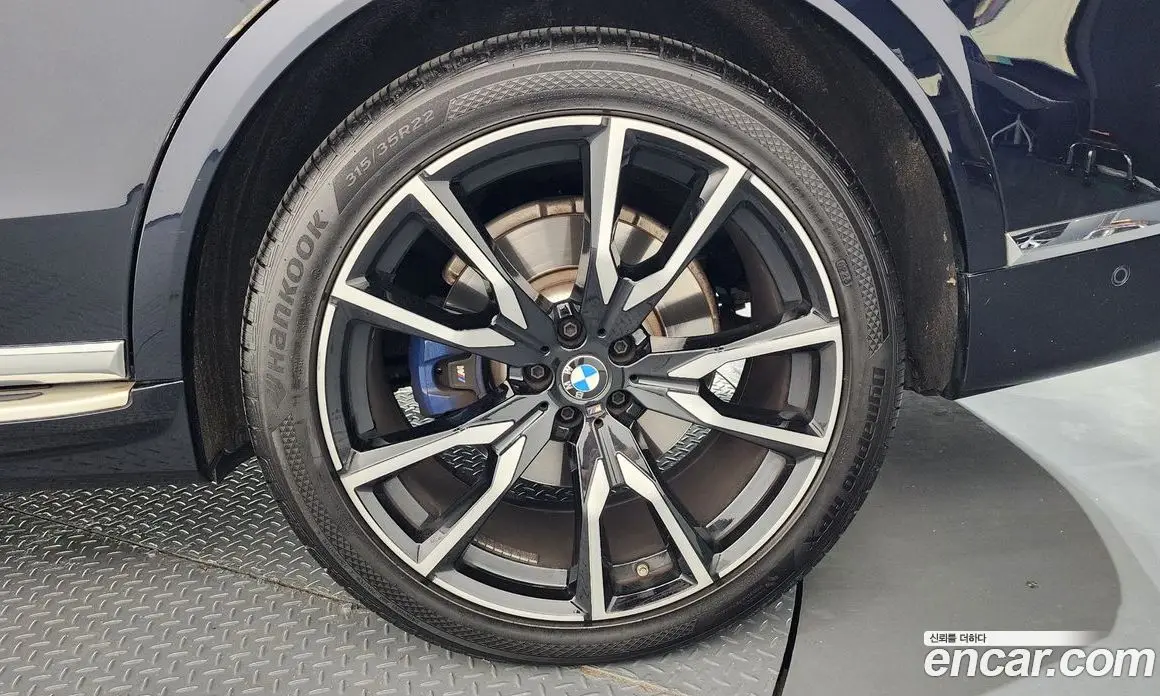 BMW X7 2022 3.0 автомат (гидро), фото 7