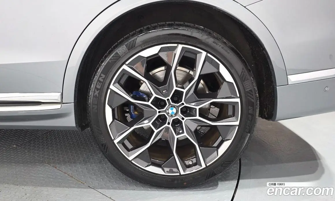 BMW X7 2023 3.0 автомат (гидро), фото 7 BMW X7 2023 3.0 автомат (гидро), фото 7
