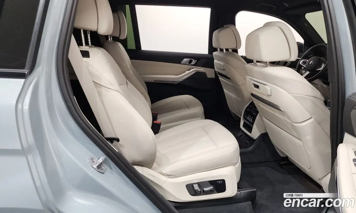 BMW X7 2025 3.0 автомат (гидро), фото 17 BMW X7 2025 3.0 автомат (гидро), фото 17