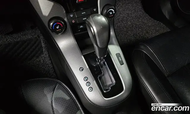 Chevrolet Cruze 2012 1.8 автомат (гидро), миниатюра 12