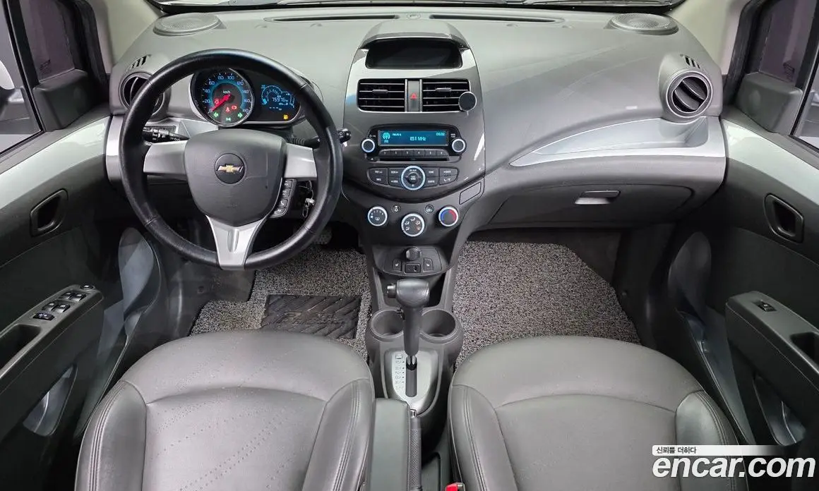 Chevrolet Spark 2013 1.0 автомат (гидро), фото 10 Chevrolet Spark 2013 1.0 автомат (гидро), фото 10
