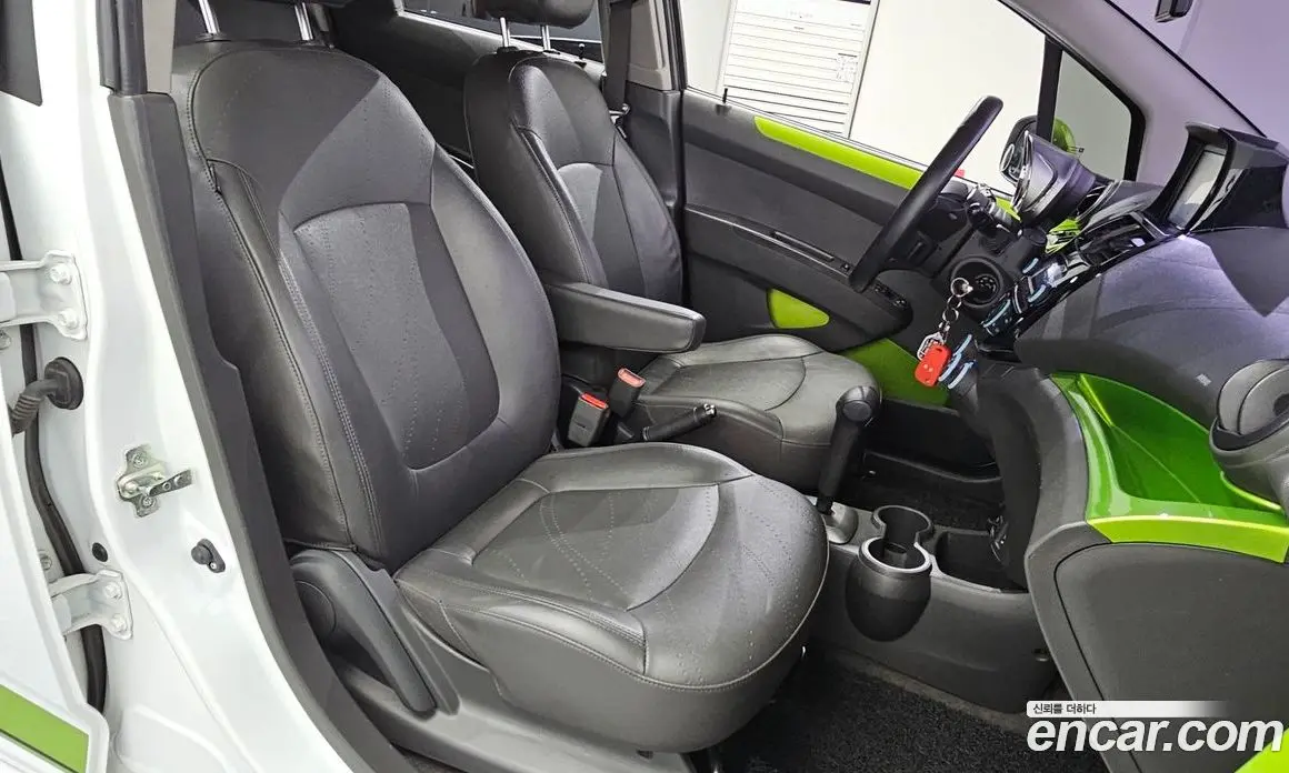 Chevrolet Spark 2014 1.0 автомат (гидро), фото 16