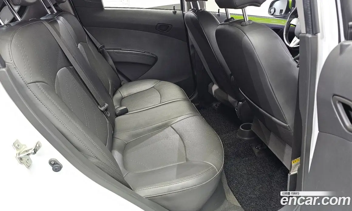 Chevrolet Spark 2014 1.0 автомат (гидро), фото 17