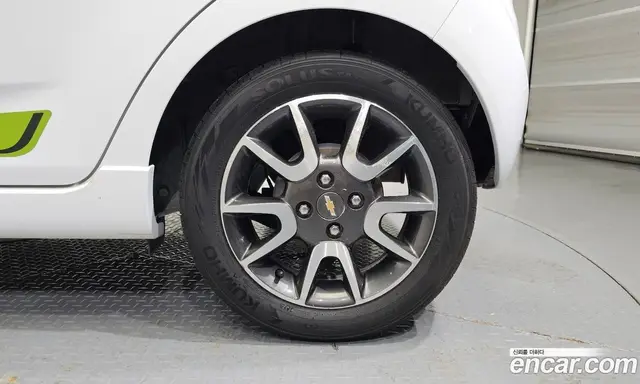 Chevrolet Spark 2014 1.0 автомат (гидро), миниатюра 7