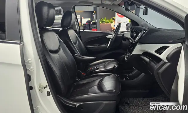Chevrolet Spark 2016 1.0 автомат (гидро), миниатюра 12