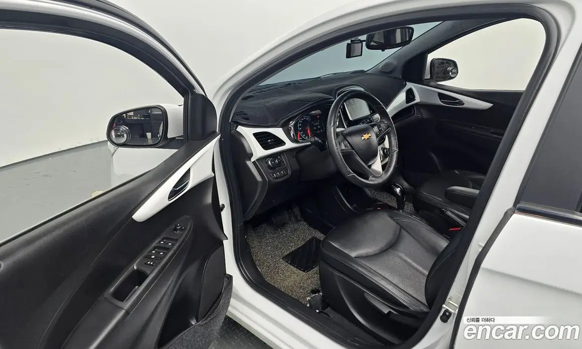 Chevrolet Spark 2016 1.0 автомат (гидро), фото 16