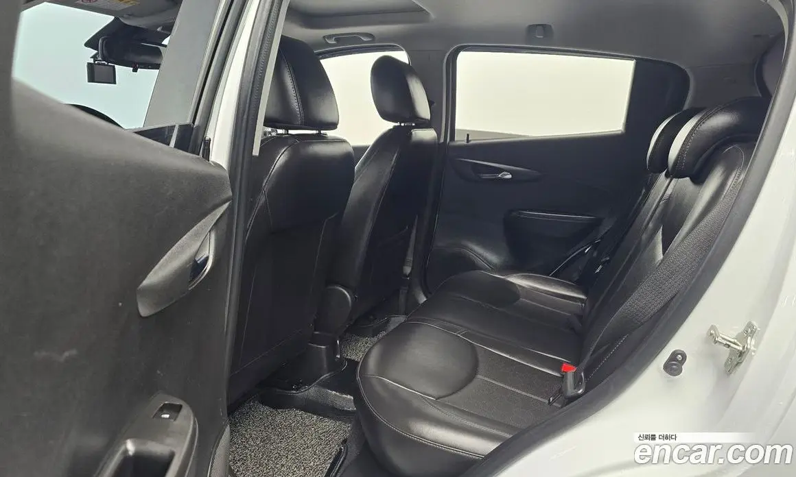Chevrolet Spark 2016 1.0 автомат (гидро), фото 17