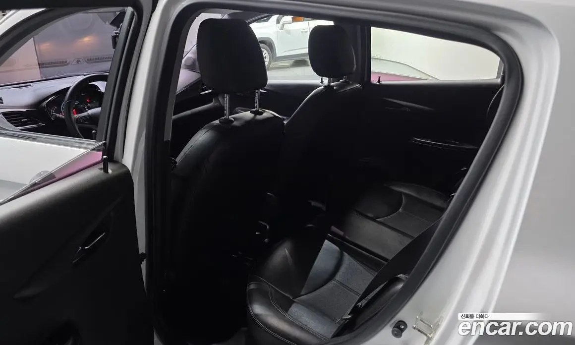 Chevrolet Spark 2017 1.0 автомат (гидро), фото 16