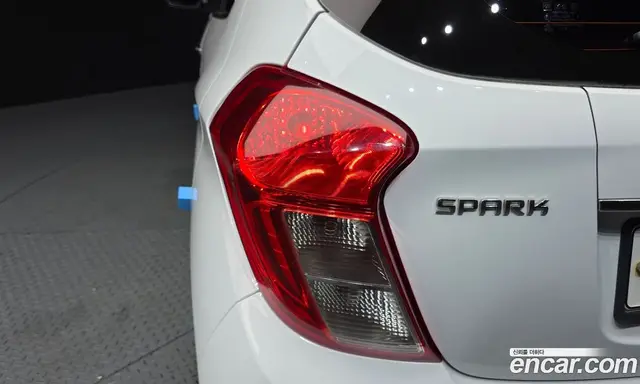 Chevrolet Spark 2017 1.0 автомат (гидро), миниатюра 9