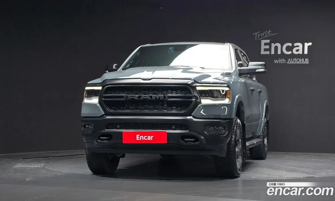 Dodge Ram Pick Up 2021 5.7 автомат (гидро), фото 3 Dodge Ram Pick Up 2021 5.7 автомат (гидро), фото 3