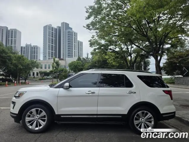 Ford Explorer 2019 2.3 автомат (гидро), миниатюра 3 Ford Explorer 2019 2.3 автомат (гидро), миниатюра 3