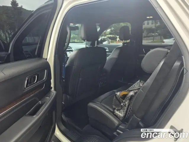 Ford Explorer 2019 2.3 автомат (гидро), миниатюра 7 Ford Explorer 2019 2.3 автомат (гидро), миниатюра 7