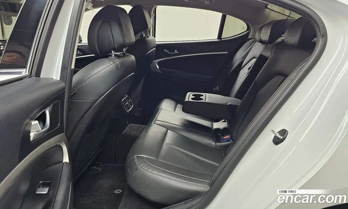 Genesis G70 2021 2.0 автомат (гидро), фото 18