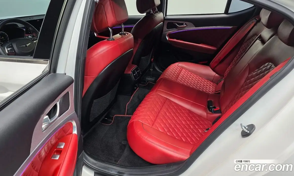 Genesis G70 2022 2.0 автомат (гидро), фото 18 Genesis G70 2022 2.0 автомат (гидро), фото 18
