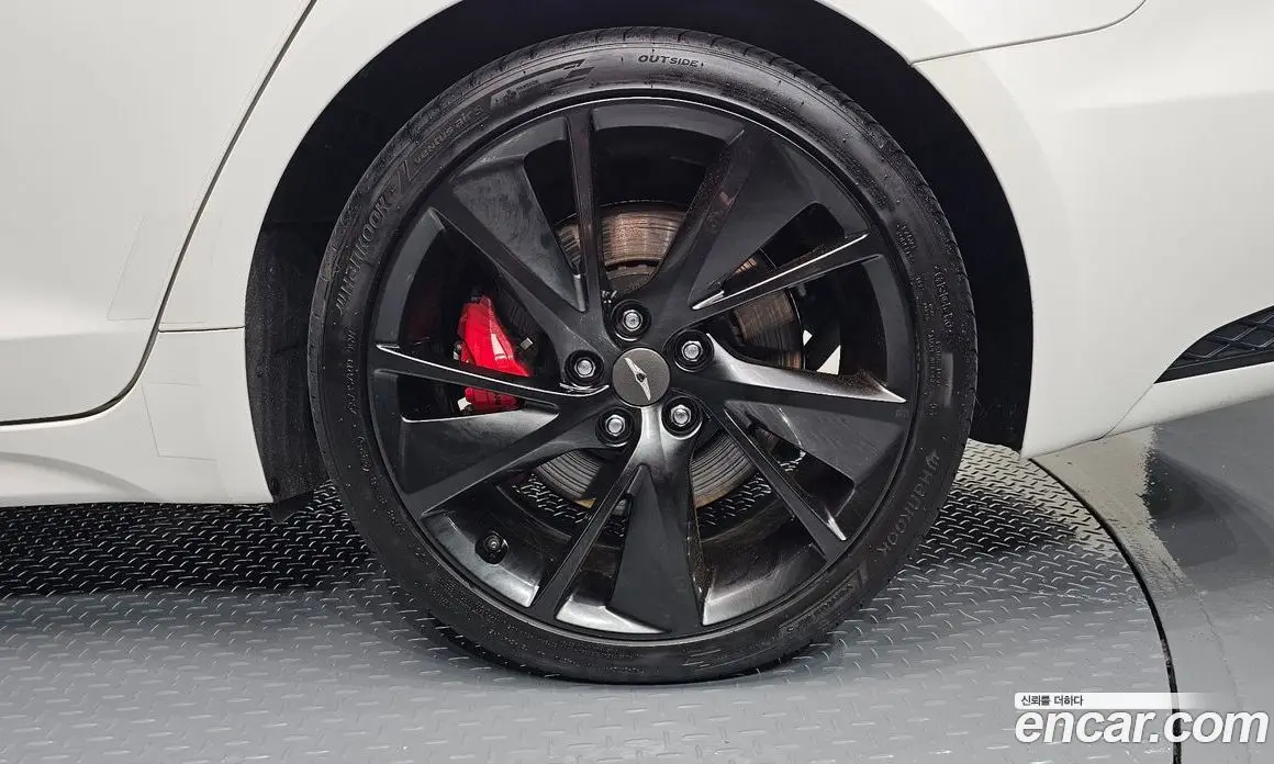 Genesis G70 2022 2.0 автомат (гидро), фото 7 Genesis G70 2022 2.0 автомат (гидро), фото 7
