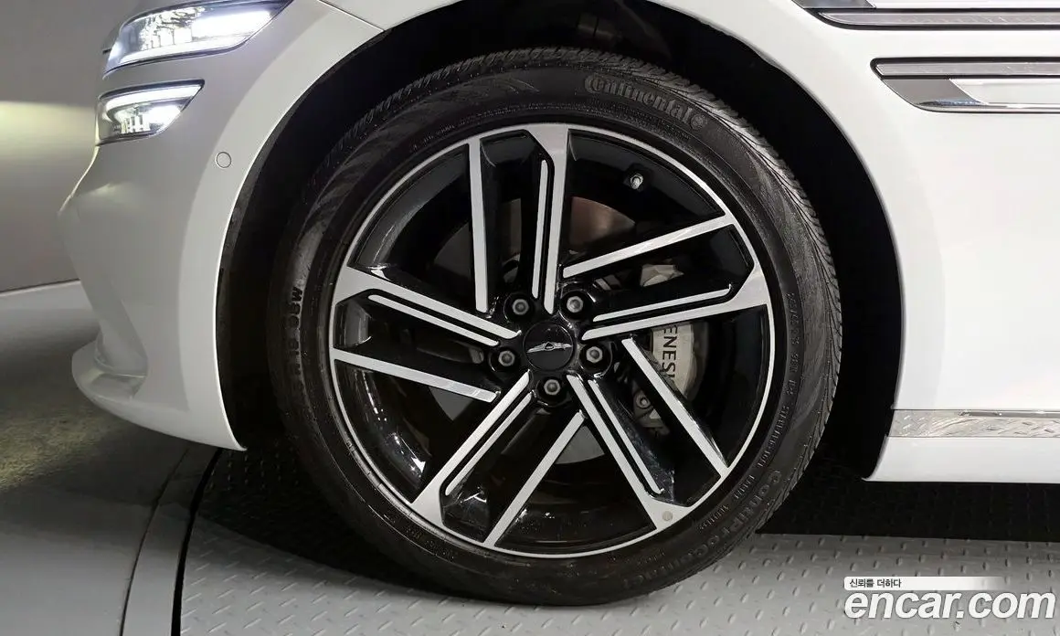 Genesis G80 2024 2.5 автомат (гидро), фото 5 Genesis G80 2024 2.5 автомат (гидро), фото 5