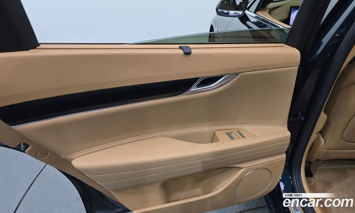 Genesis G80 2024 2.5 автомат (гидро), фото 15 Genesis G80 2024 2.5 автомат (гидро), фото 15