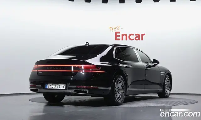 Genesis G90, 2024, 47 564 км