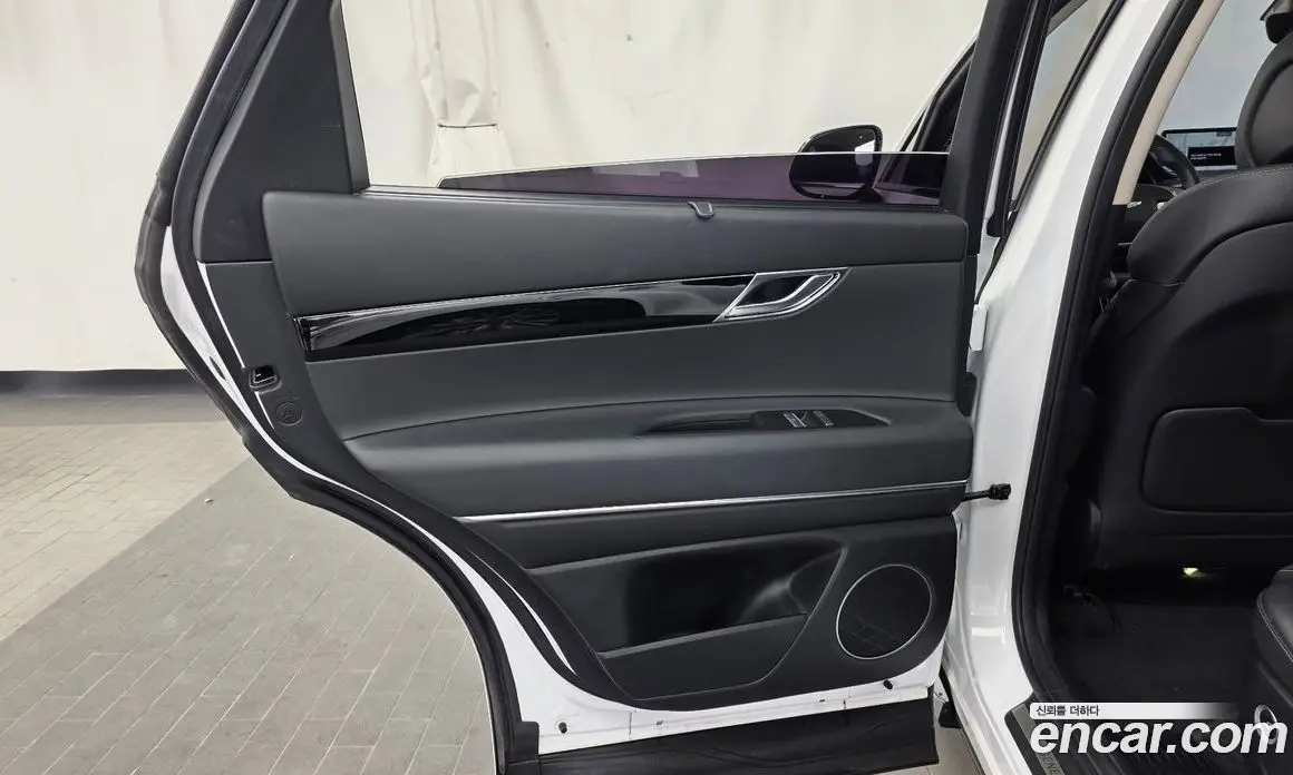 Genesis GV80 2020 2.5 автомат (гидро), фото 15 Genesis GV80 2020 2.5 автомат (гидро), фото 15