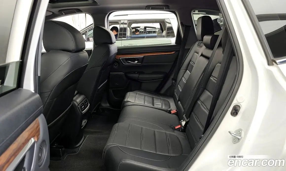 Honda CR-V 2021 1.5 автомат (гидро), фото 16 Honda CR-V 2021 1.5 автомат (гидро), фото 16