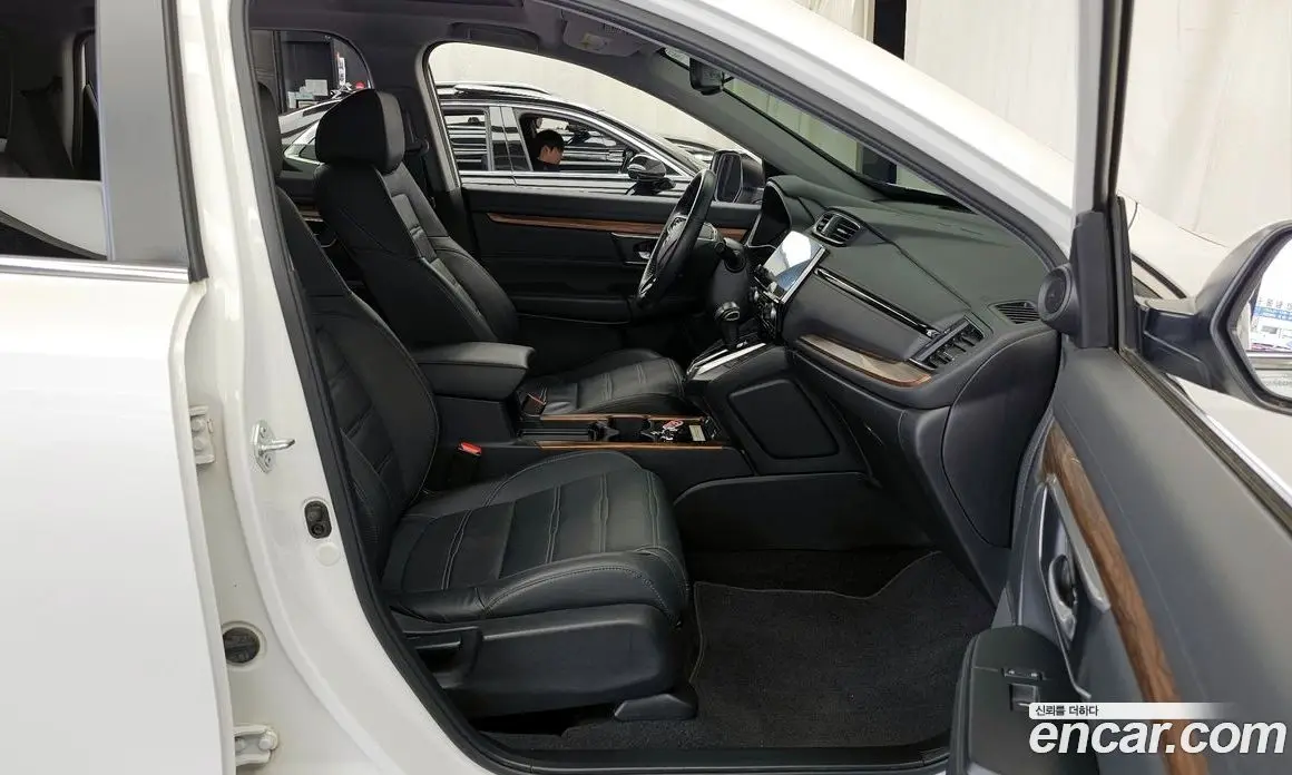 Honda CR-V 2021 1.5 автомат (гидро), фото 17 Honda CR-V 2021 1.5 автомат (гидро), фото 17