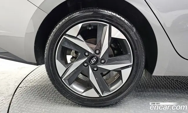 Hyundai Avante 2020 1.6 автомат (гидро), миниатюра 5 Hyundai Avante 2020 1.6 автомат (гидро), миниатюра 5