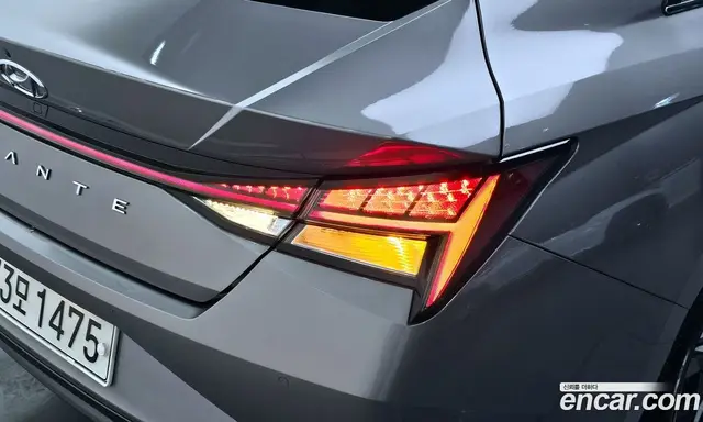 Hyundai Avante 2020 1.6 автомат (гидро), миниатюра 9 Hyundai Avante 2020 1.6 автомат (гидро), миниатюра 9