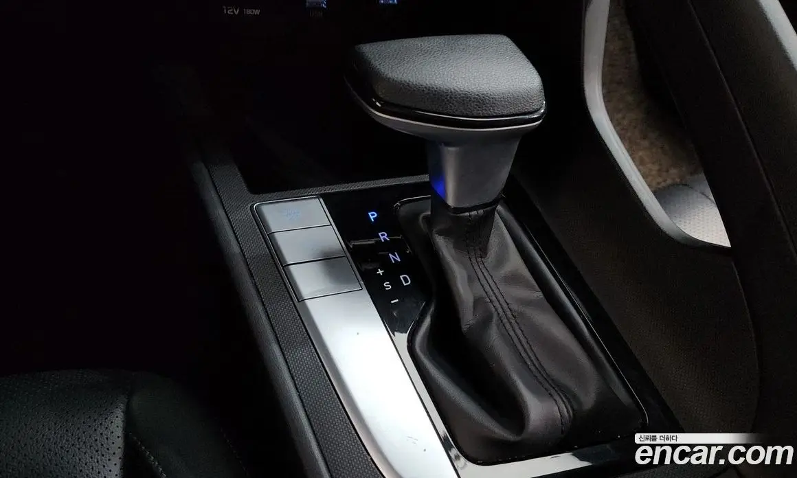 Hyundai Avante 2021 1.6 автомат (гидро), фото 12
