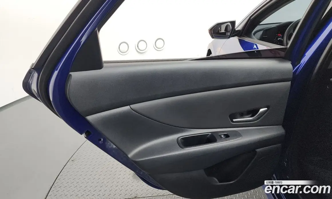 Hyundai Avante 2021 1.6 автомат (гидро), фото 15