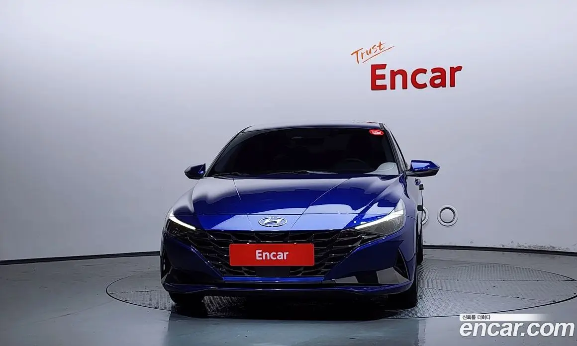 Hyundai Avante 2021 1.6 автомат (гидро), фото 3
