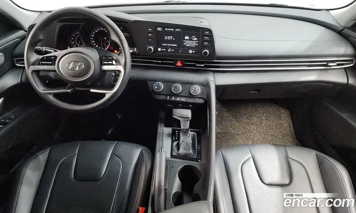 Hyundai Avante 2021 1.6 автомат (гидро), фото 10