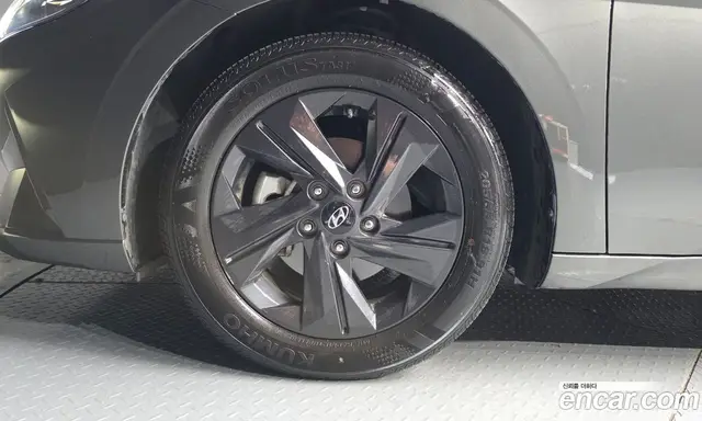 Hyundai Avante 2021 1.6 автомат (гидро), миниатюра 5
