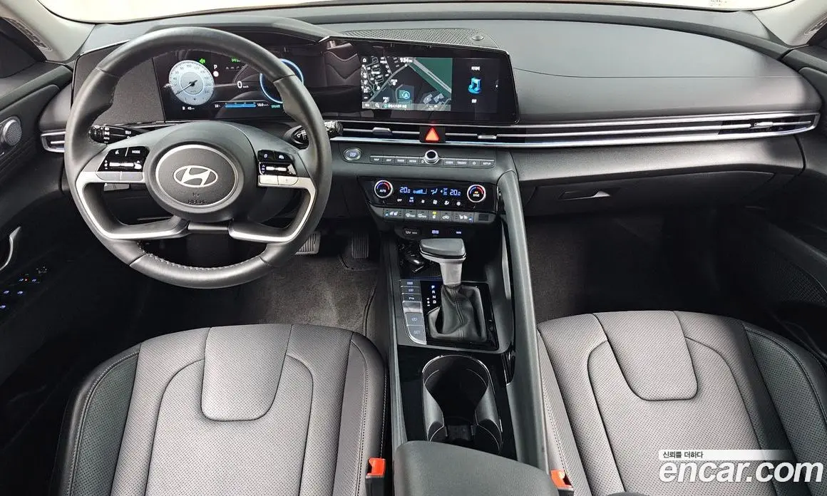 Hyundai Avante 2026 1.6 автомат (гидро), фото 9 Hyundai Avante 2026 1.6 автомат (гидро), фото 9