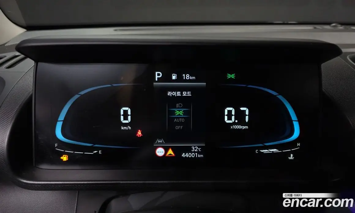 Hyundai Casper 2022 1.0 автомат (гидро), фото 11