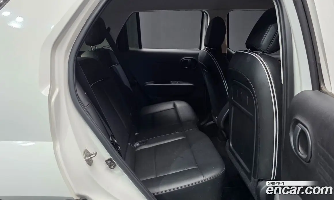 Hyundai Casper 2022 1.0 автомат (гидро), фото 18