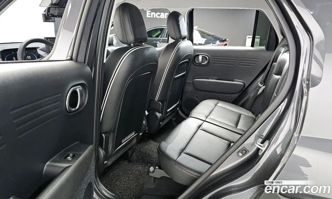 Hyundai Casper 2023 1.0 автомат (гидро), фото 17