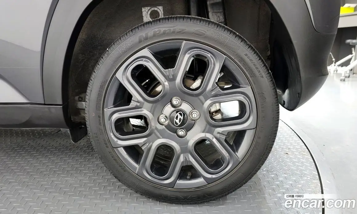 Hyundai Casper 2023 1.0 автомат (гидро), фото 7