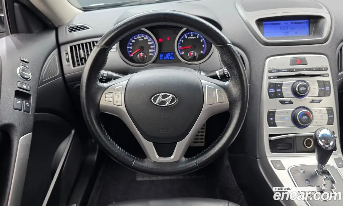 Hyundai Genesis 2008 2.0 автомат (гидро), фото 17