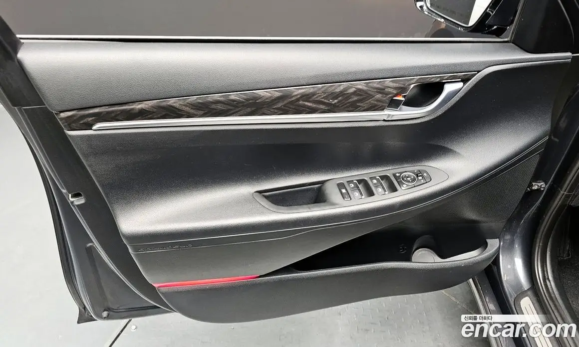 Hyundai Grandeur 2017 2.4 автомат (гидро), фото 14