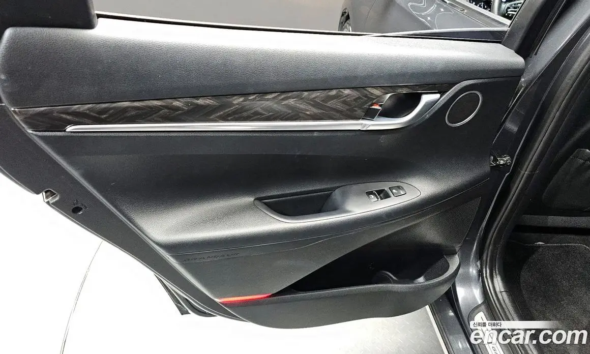 Hyundai Grandeur 2017 2.4 автомат (гидро), фото 15