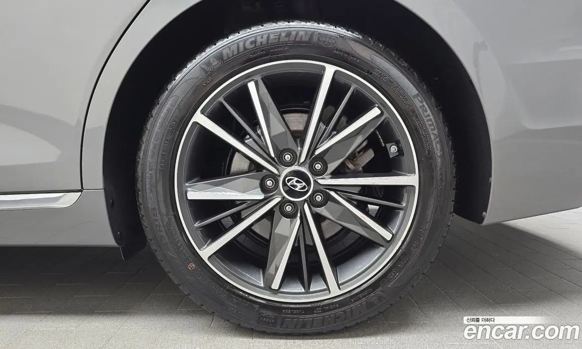Hyundai Grandeur 2021 3.3 автомат (гидро), фото 6