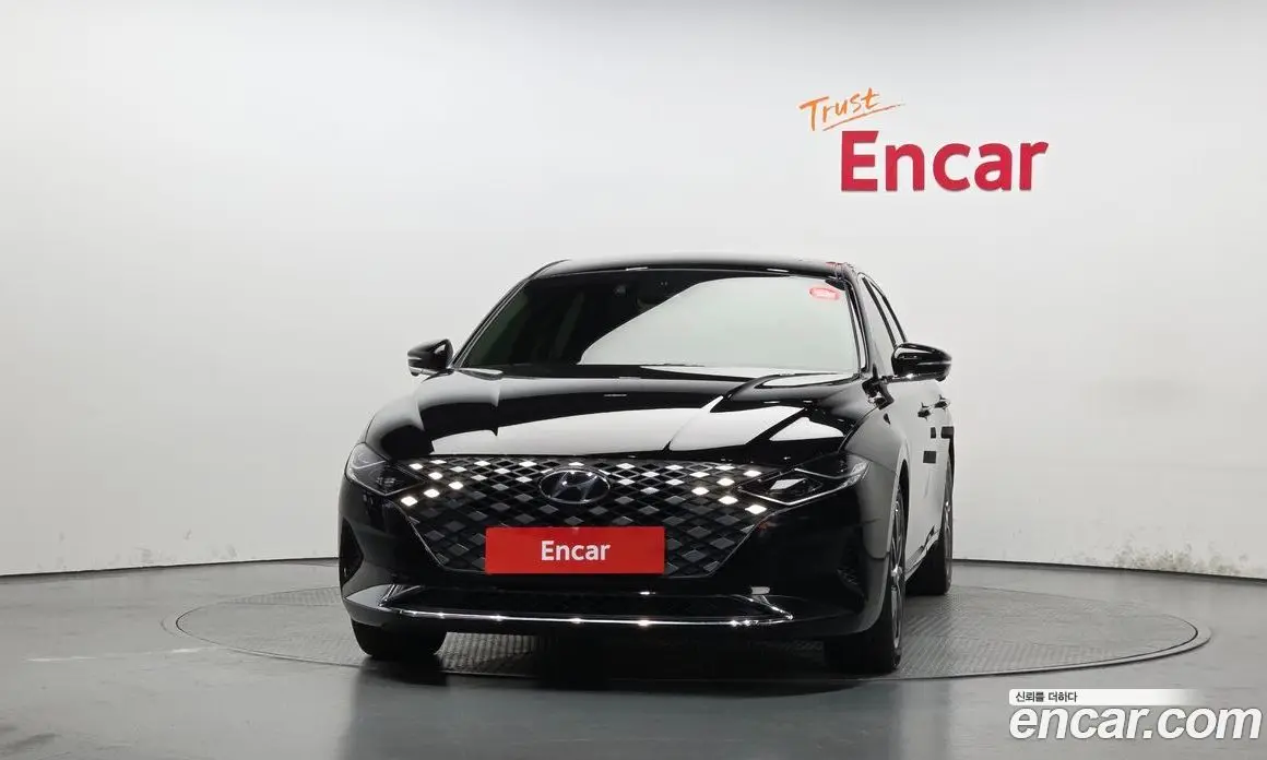 Hyundai Grandeur 2022 2.5 автомат (гидро), фото 3