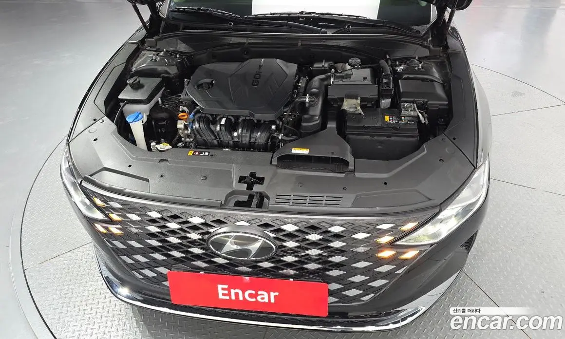 Hyundai Grandeur 2022 2.5 автомат (гидро), фото 6
