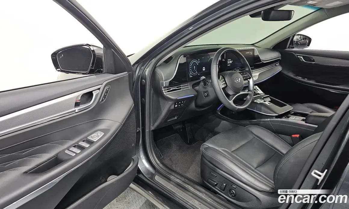 Hyundai Grandeur 2022 2.5 автомат (гидро), фото 13
