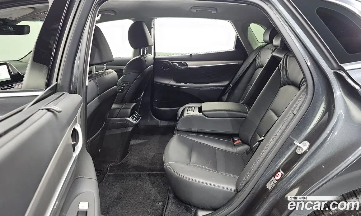 Hyundai Grandeur 2022 2.5 автомат (гидро), фото 18