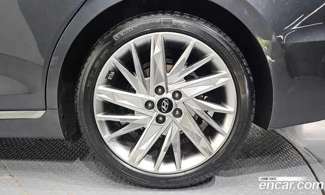 Hyundai Grandeur 2022 2.5 автомат (гидро), миниатюра 7