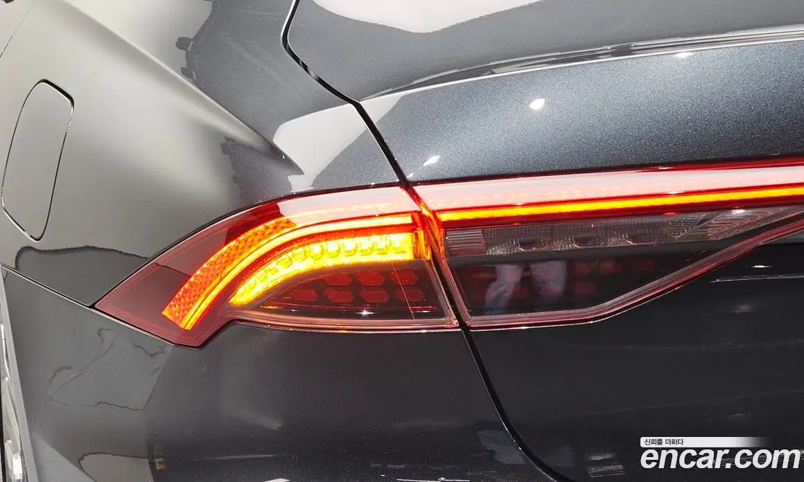 Hyundai Grandeur 2022 2.5 автомат (гидро), фото 9